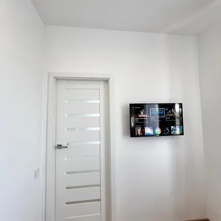 White Apartment Melnyka10 Ivano-Frankivsk Exterior photo