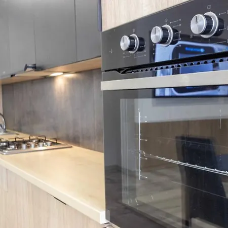 White Apartment Melnyka10 Iwano-Frankiwsk Zewnętrze zdjęcie