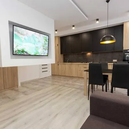 White Apartment Melnyka10 Iwano-Frankiwsk Zewnętrze zdjęcie