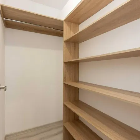 White Apartment Melnyka10 Iwano-Frankiwsk Zewnętrze zdjęcie