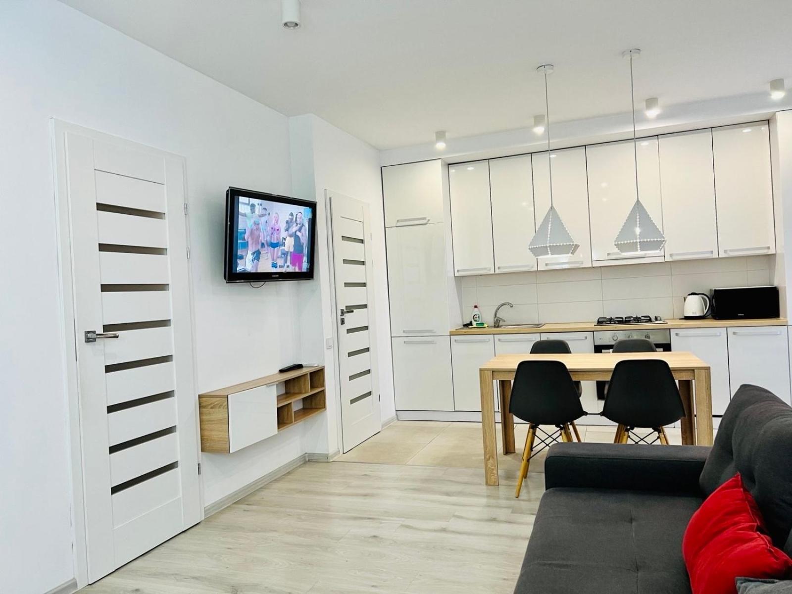 White Melnyka10 * Ivano-Frankivsk