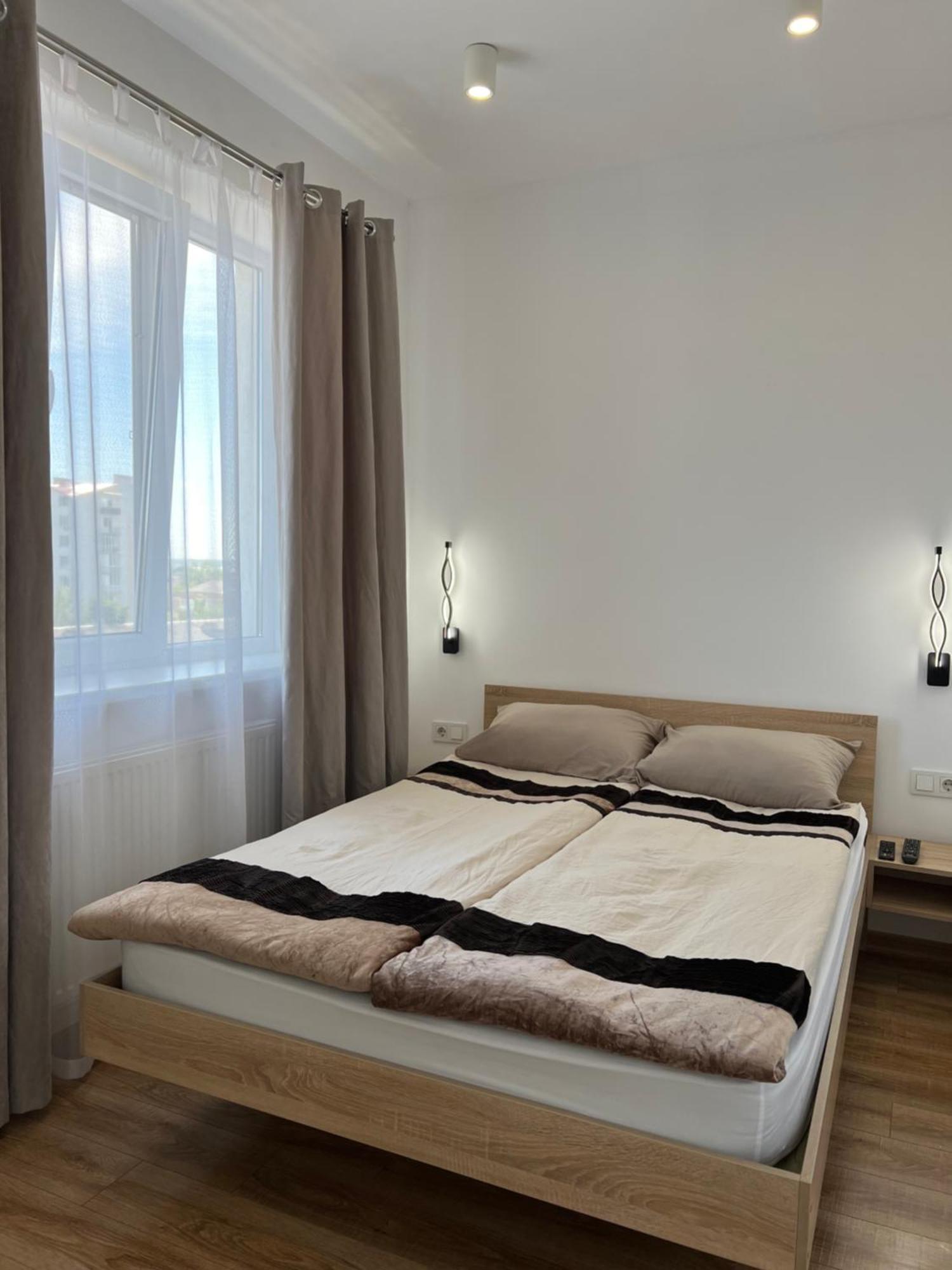 Apartment White Melnyka10