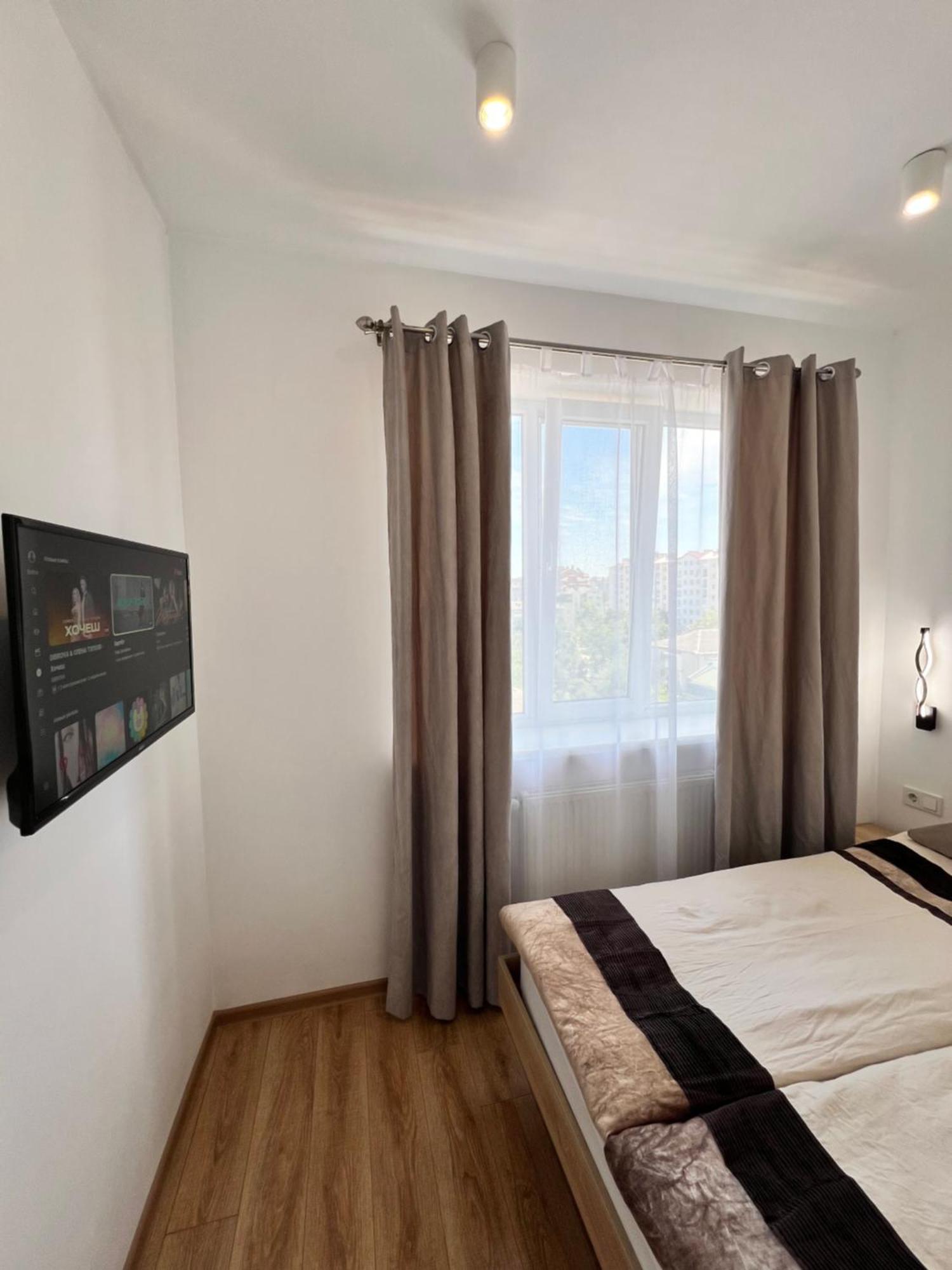 White Melnyka10 * Ivano-Frankivsk