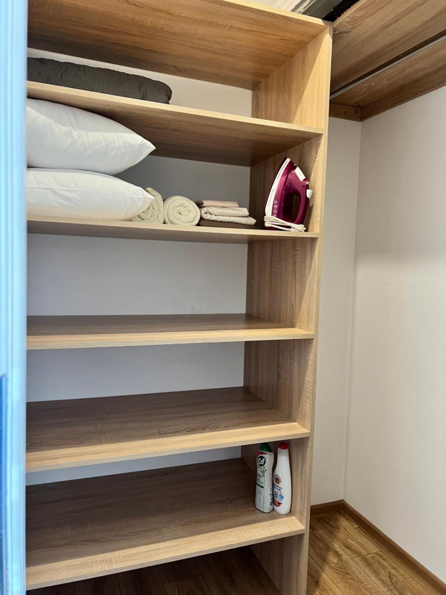 Apartment White Melnyka10