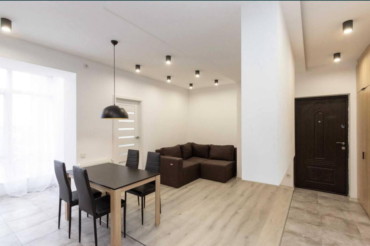 Apartament White Melnyka10 Iwano-Frankiwsk