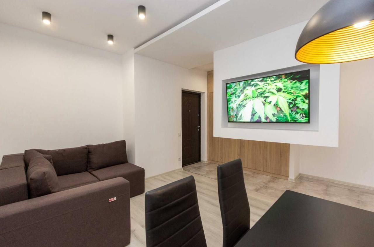 White Melnyka10 Apartament Iwano-Frankiwsk